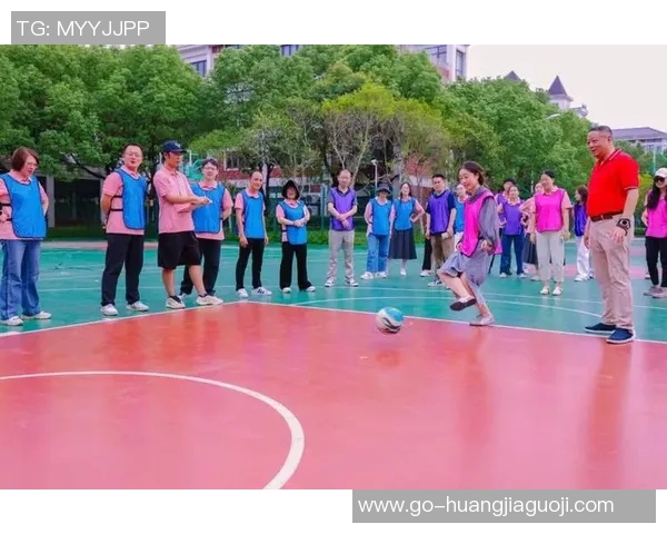 足球运球游戏带你体验真实赛场技巧与乐趣的完美结合 足球运球游戏带你体验真实赛场技巧与乐趣的完美结合